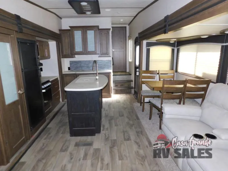2019 Keystone RV Cougar Half-Ton Series 30RLS - Photo 4