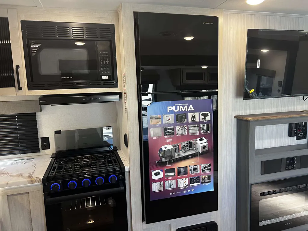 2027 Palomino Puma 337BH, Photos photo 16