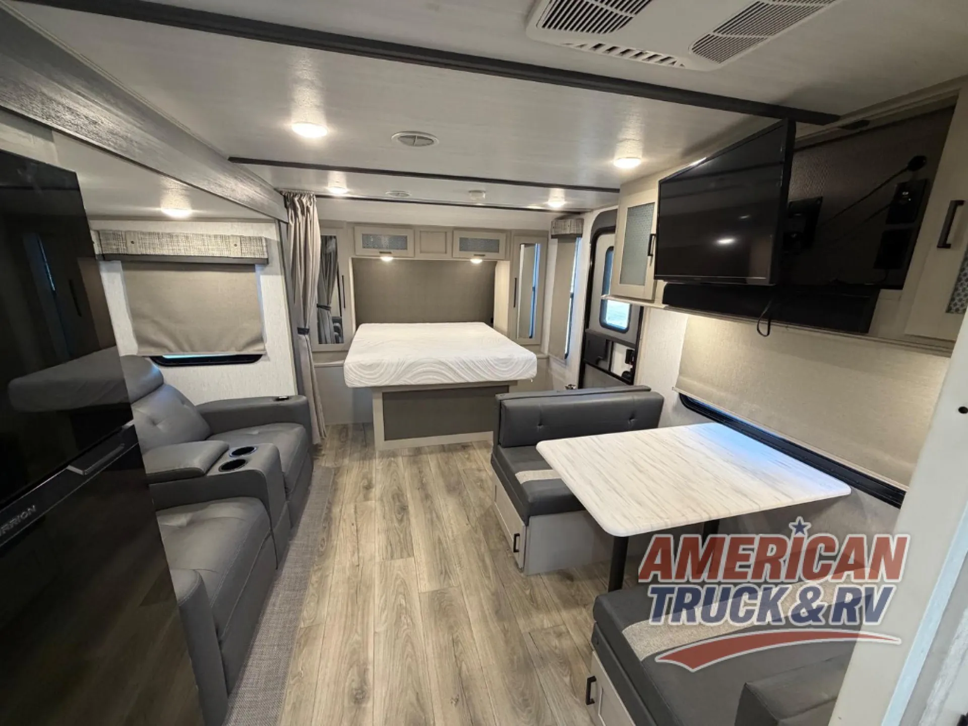 2023 Forest River RV Wildwood Heritage Glen Hyper-Lyte 22RKHL - Photo 4