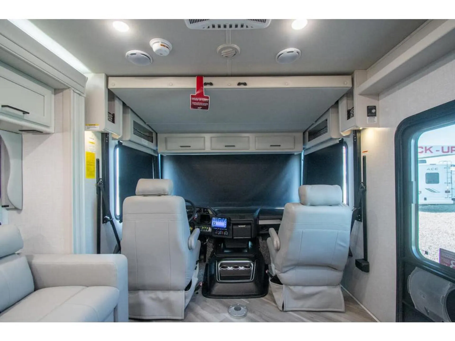 2026 Fleetwood Fortis 36T - Photo 4