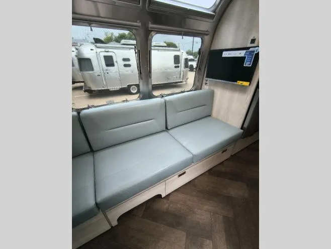 2026 Airstream International 25FB Twin - Photo 4