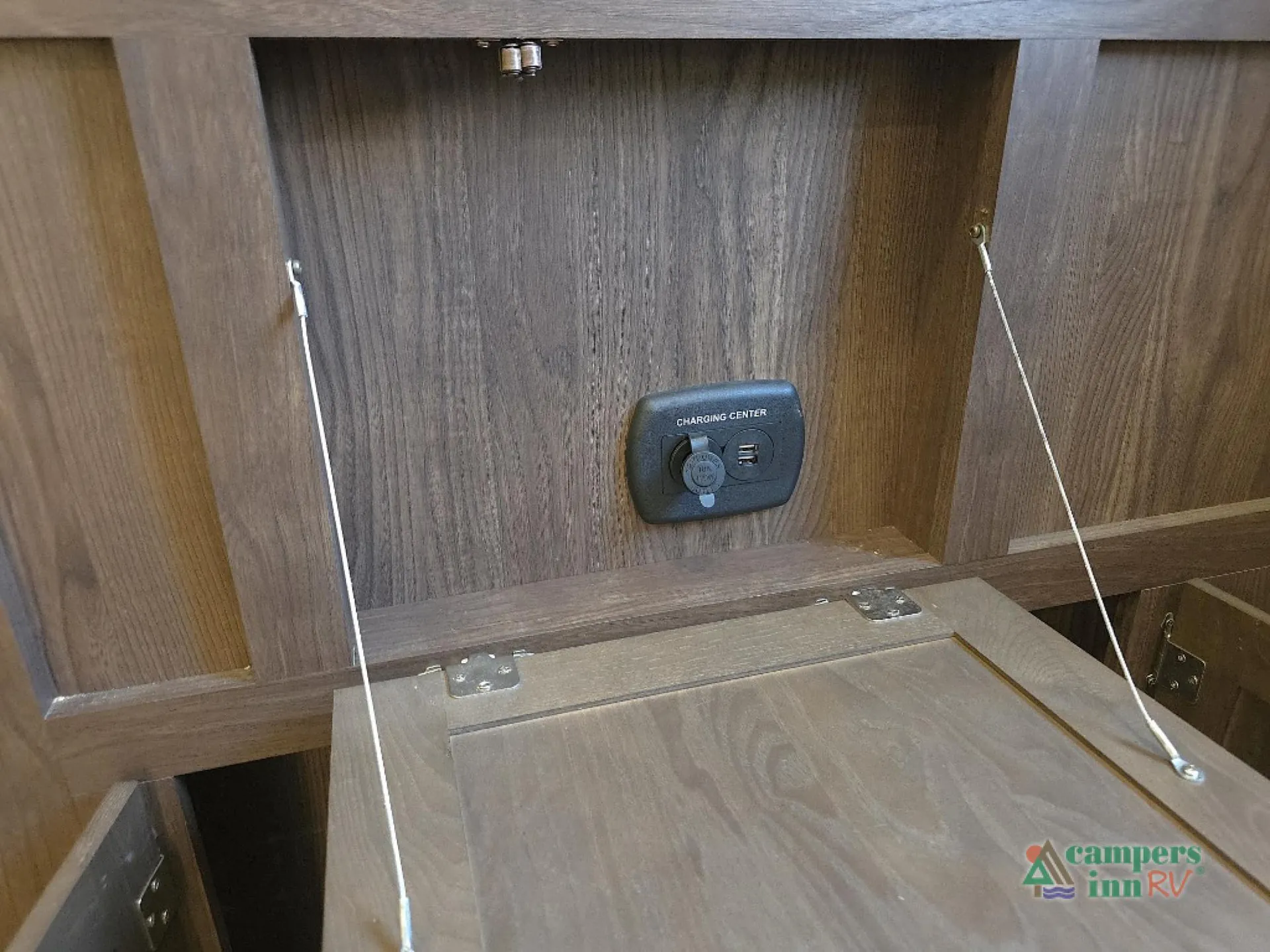 2017 Forest River Rockwood Roo 21SS — Photo 7