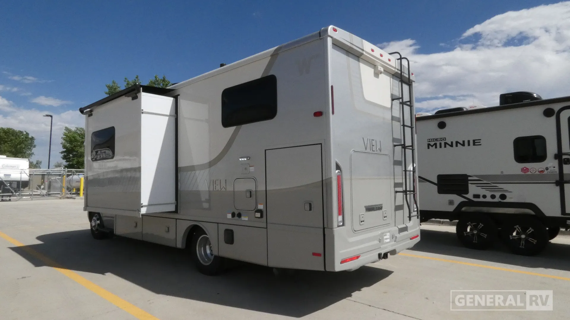 2027 Winnebago View 24R - Photo 4