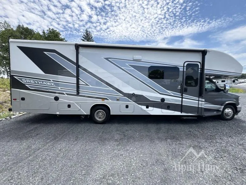 2026 Jayco Greyhawk 29MV - Photo 4