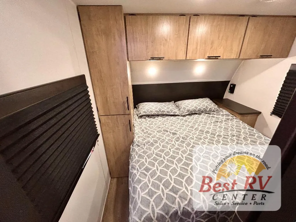 2027 Forest River Cherokee Grey Wolf 26KF, Photos photo 65