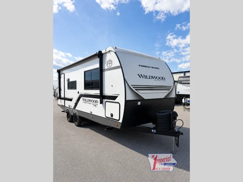 2026 Forest River RV Wildwood Heritage Glen Hyper-Lyte 21RBHL - Photo 2