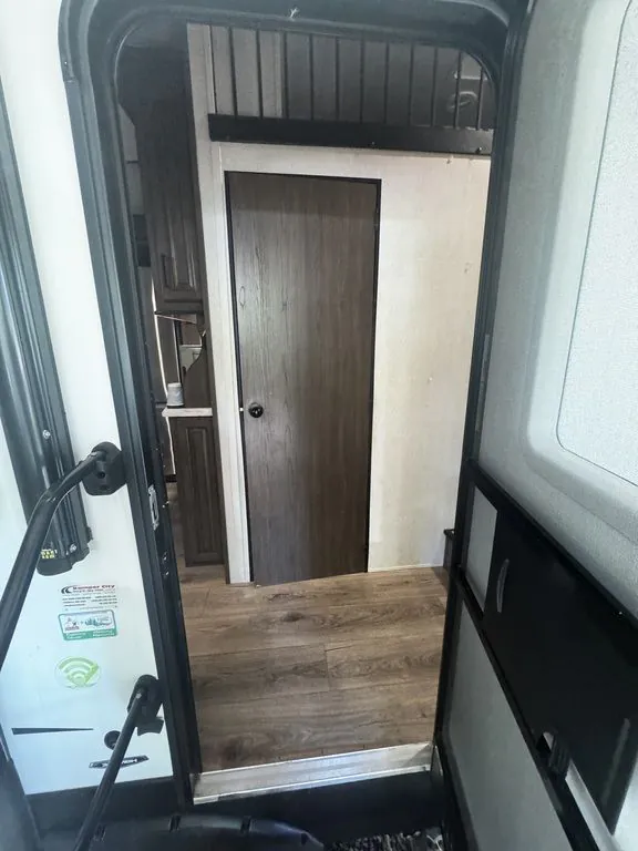 2021 Prime Time Crusader 382MBH - Photo 3