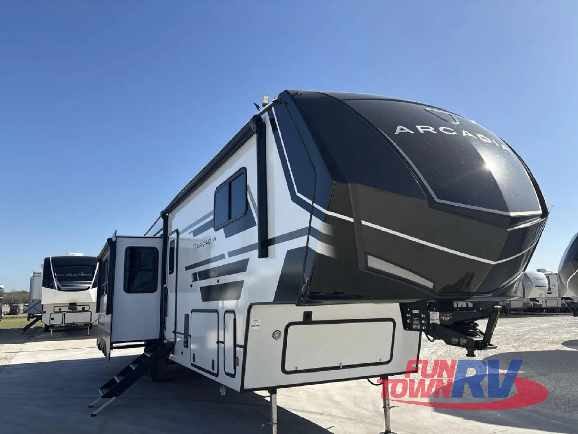 2026 Keystone Arcadia 3790RO dealer photo 1 from Fun Town RV