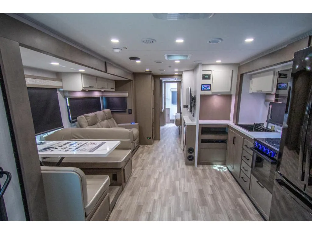 2027 Forest River Georgetown 5 Series 34H5 — Photo 7