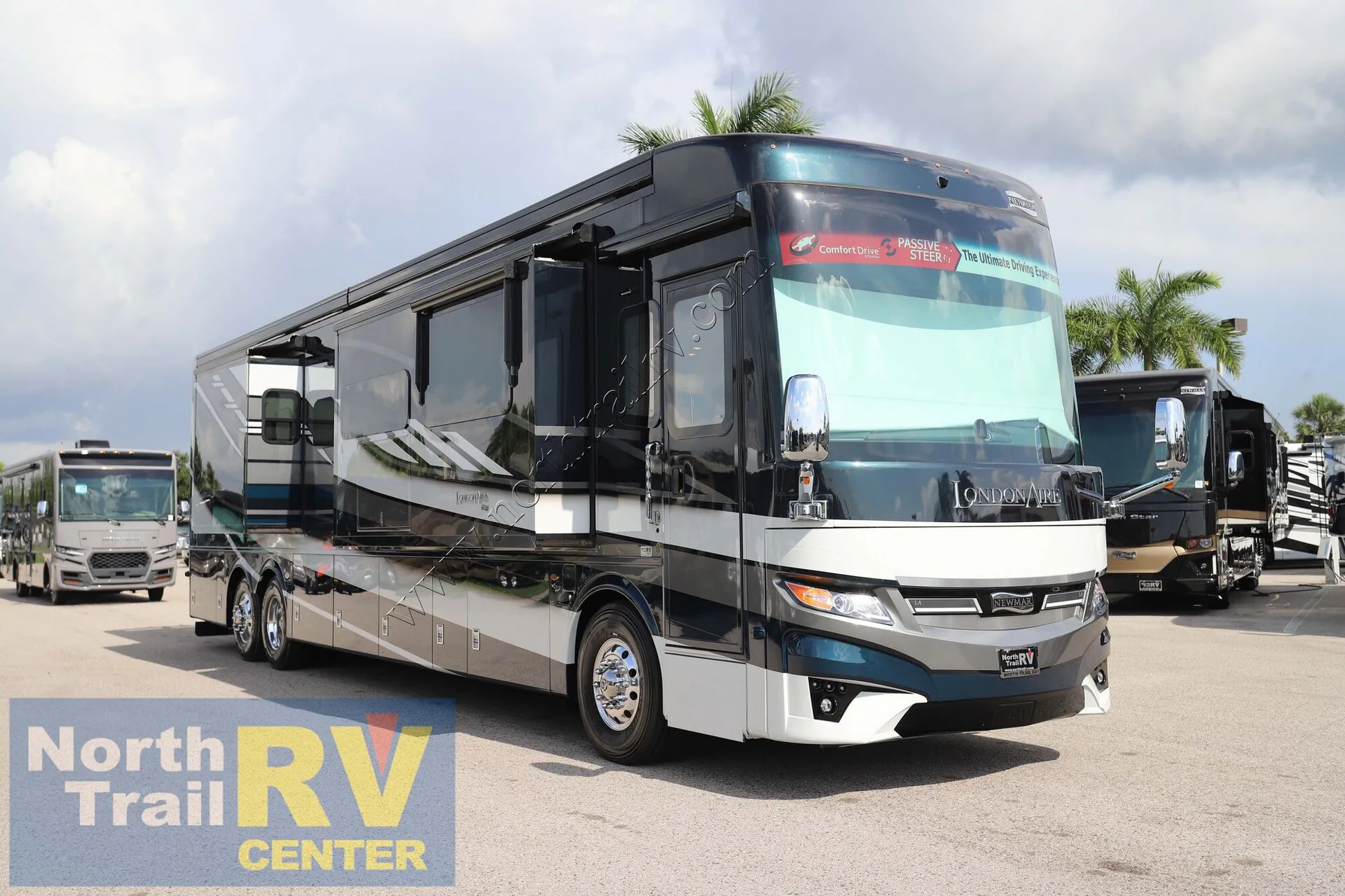 2027 Newmar London Aire 4595 - Photo 2