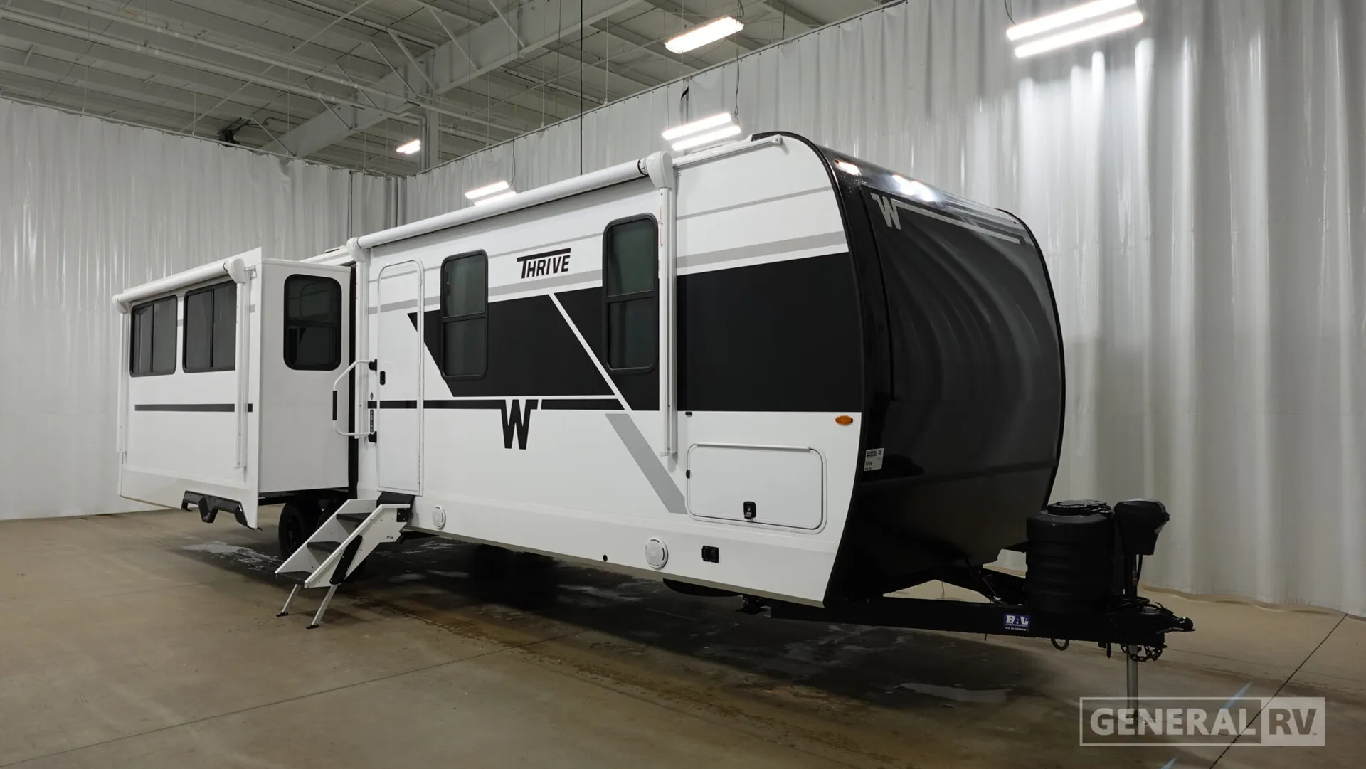 2026 Winnebago Thrive 29RLO - Photo 2