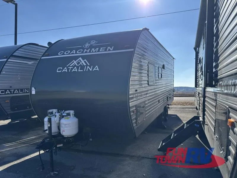 2026 Coachmen Catalina Summit Series 8 211BH - Photo 4