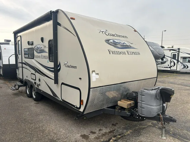 2016 Coachmen Freedom Express 192RBS - Photo 2