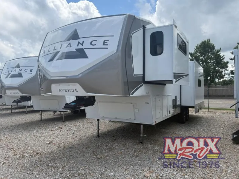 2026 Alliance RV Avenue 32RLS - Photo 4