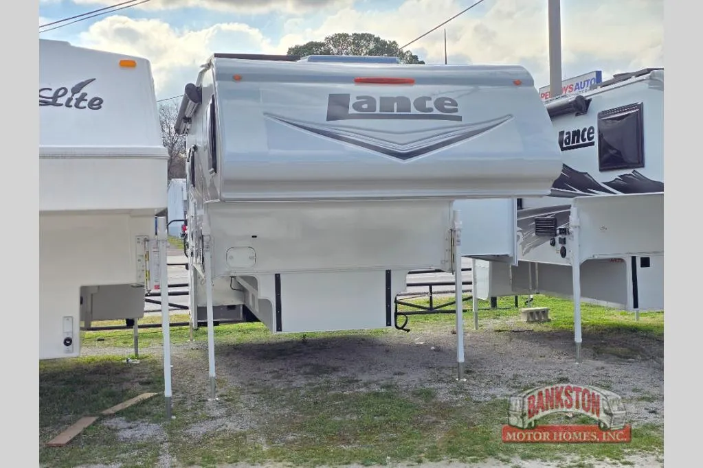 2026 Lance Lance Truck Campers 1172 - Main photo