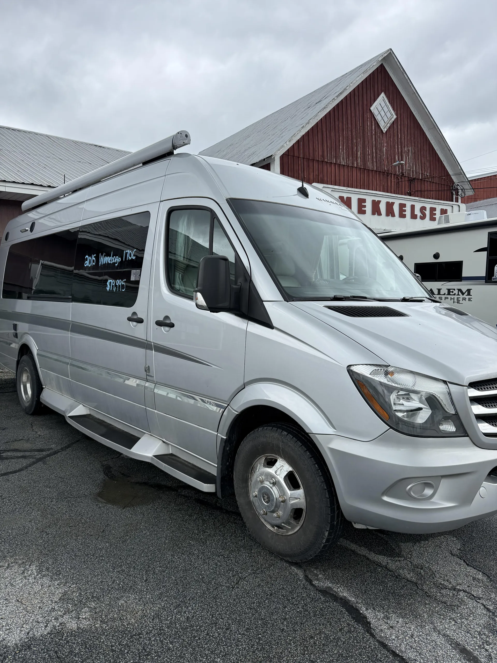 2014 Mercedes WINNEBAGO 170C - Photo 2
