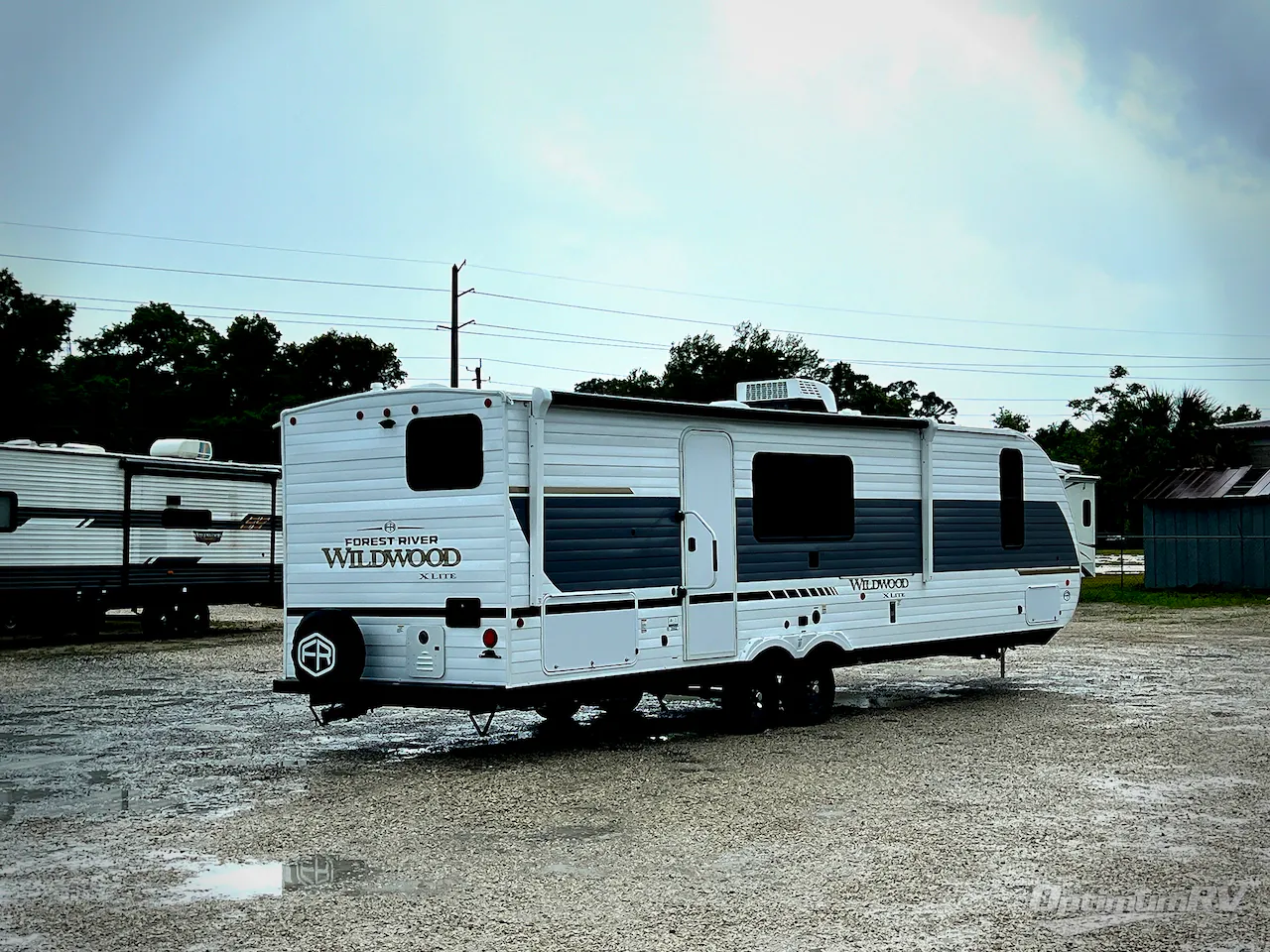 2026 Forest River Wildwood X-Lite 26ICE - Photo 3