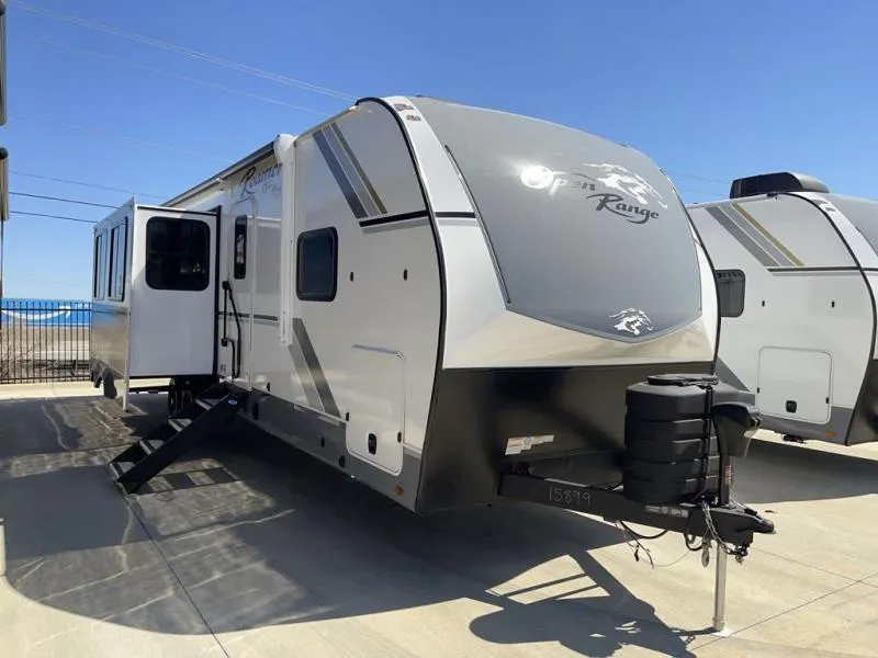 2026 Open Range RV Roamer Light Duty 31TBTS - Photo 2