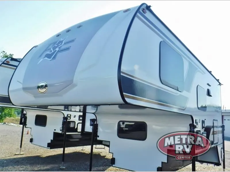 2027 Northwood Arctic Fox Camper 990 - Photo 3