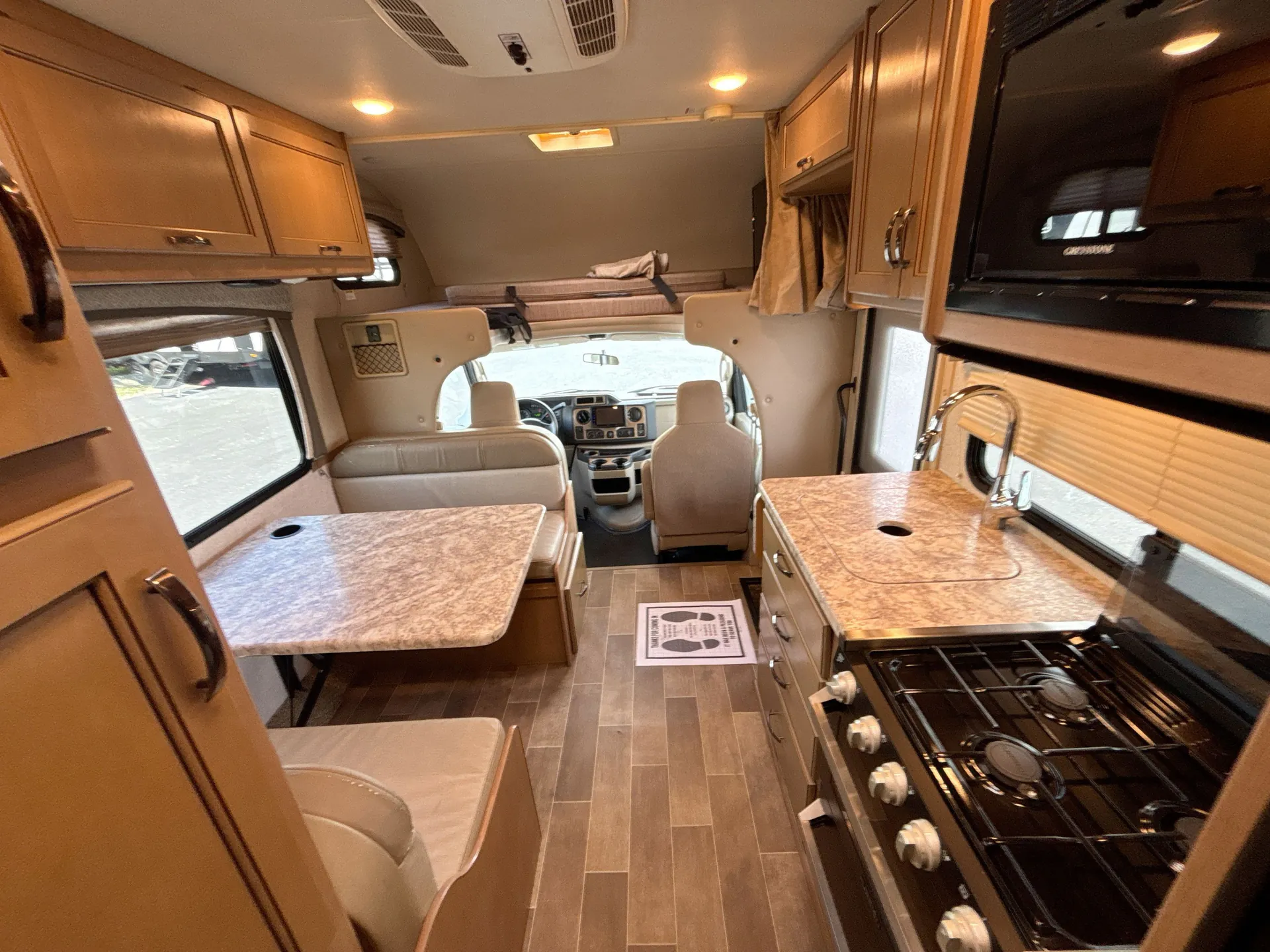 2020 Thor Motor Coach Chateau 22B — living area main