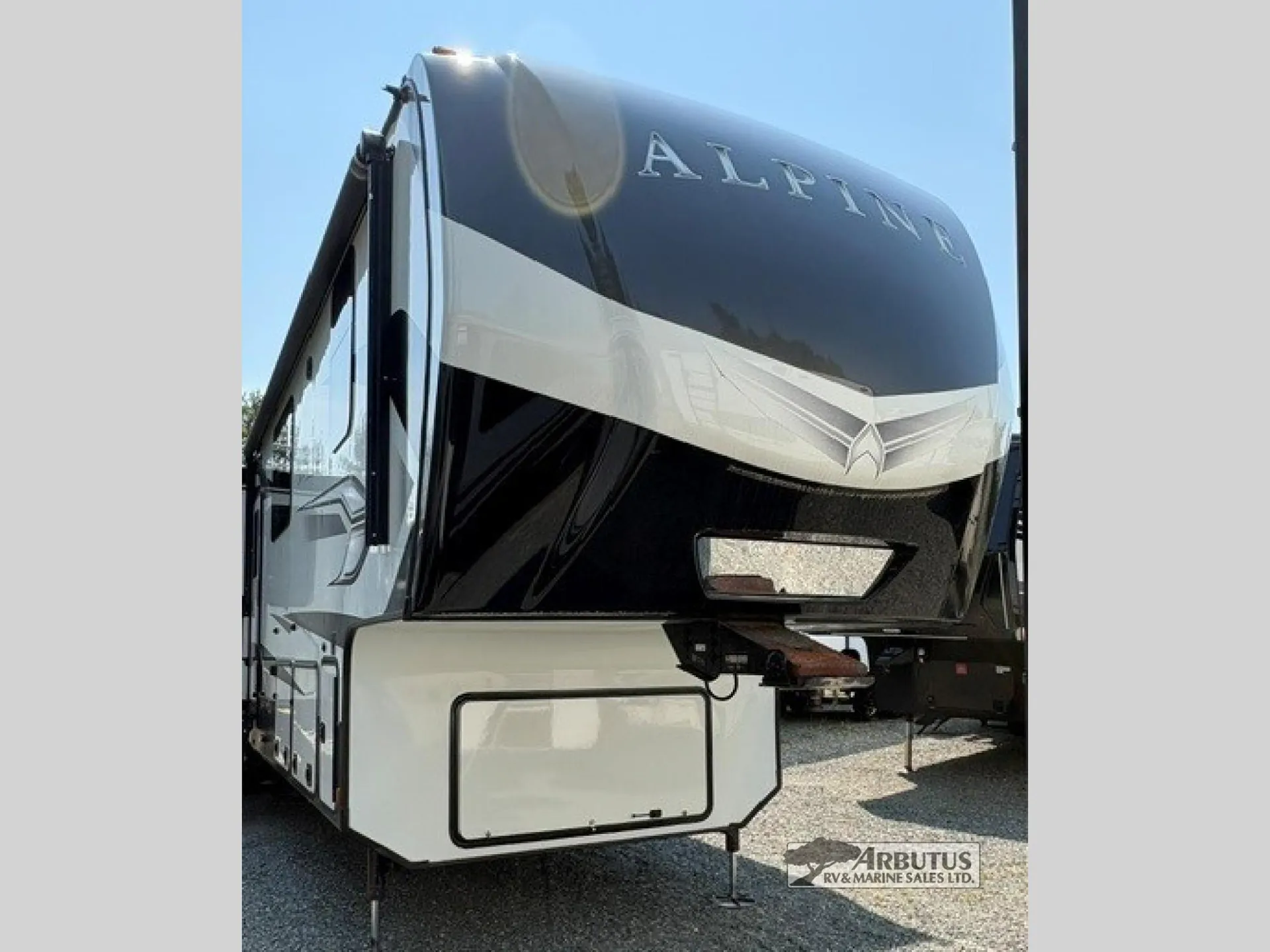 2022 Keystone Alpine 3910RK - Photo 3