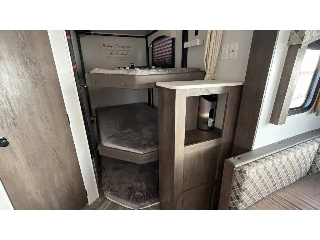 2020 Forest River EVO T2700, Photos photo 17