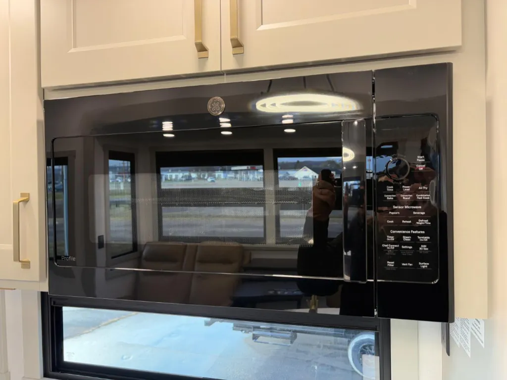 2026 Brinkley Model G 4100, Photos photo 13