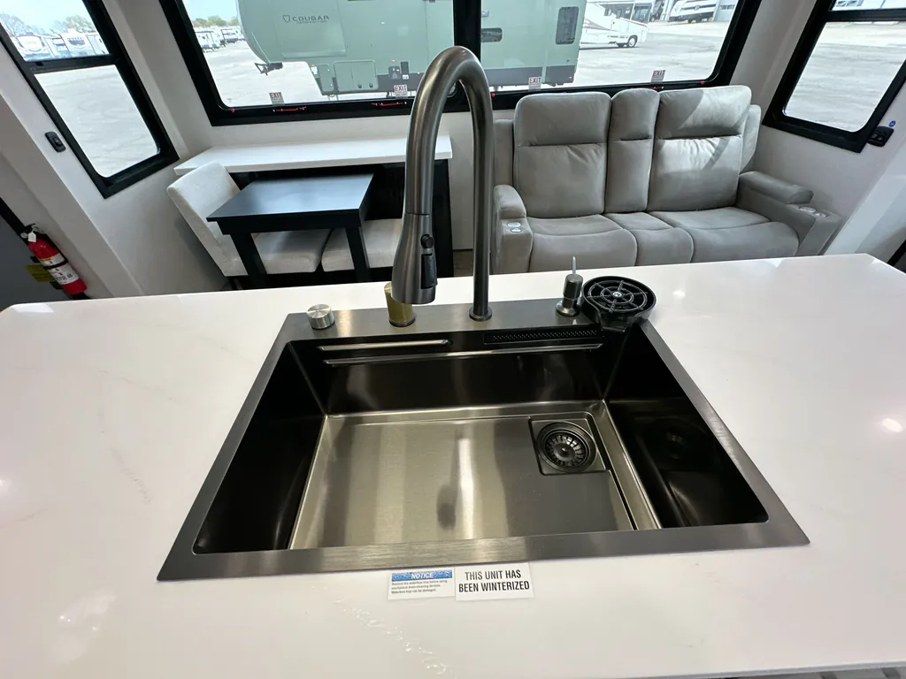 2027 Jayco Pinnacle 36FBTS, Photos photo 33