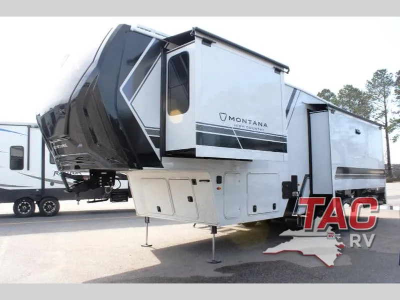 2026 Keystone Montana High Country 290RL - Photo 4