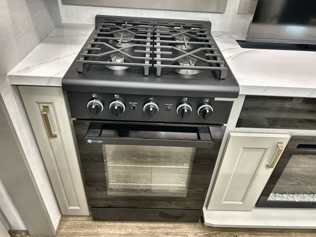 2026 Brinkley Model G 3520, Photos photo 30
