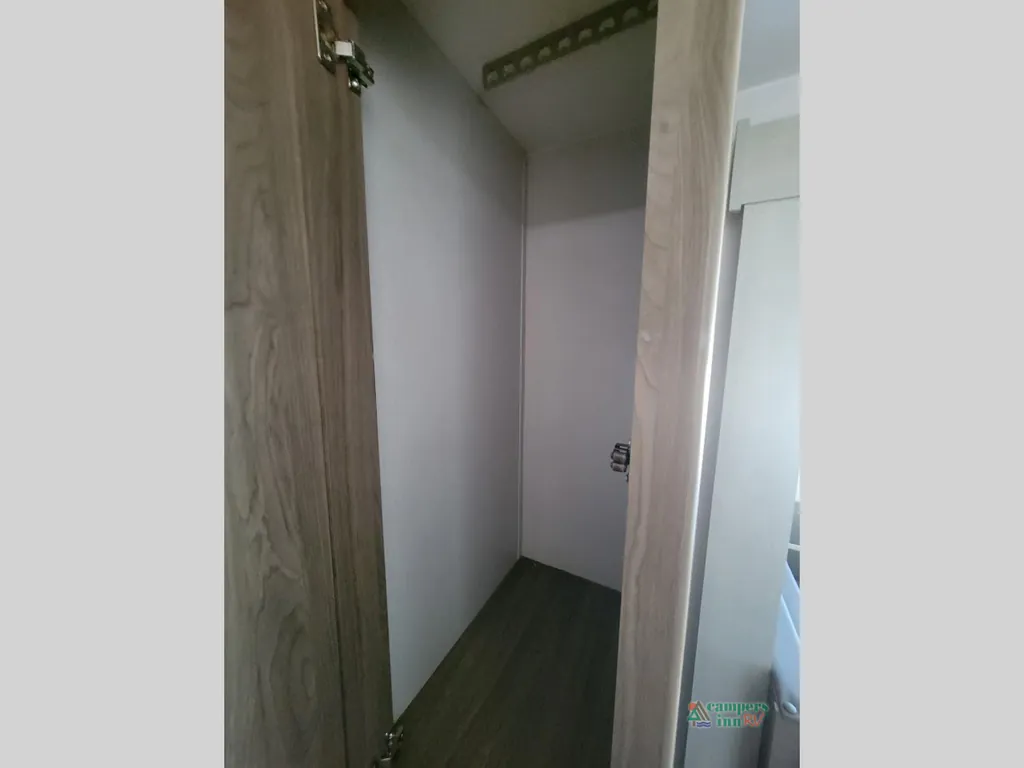2026 Coachmen Freedom Express Select 31SE, Photos photo 87