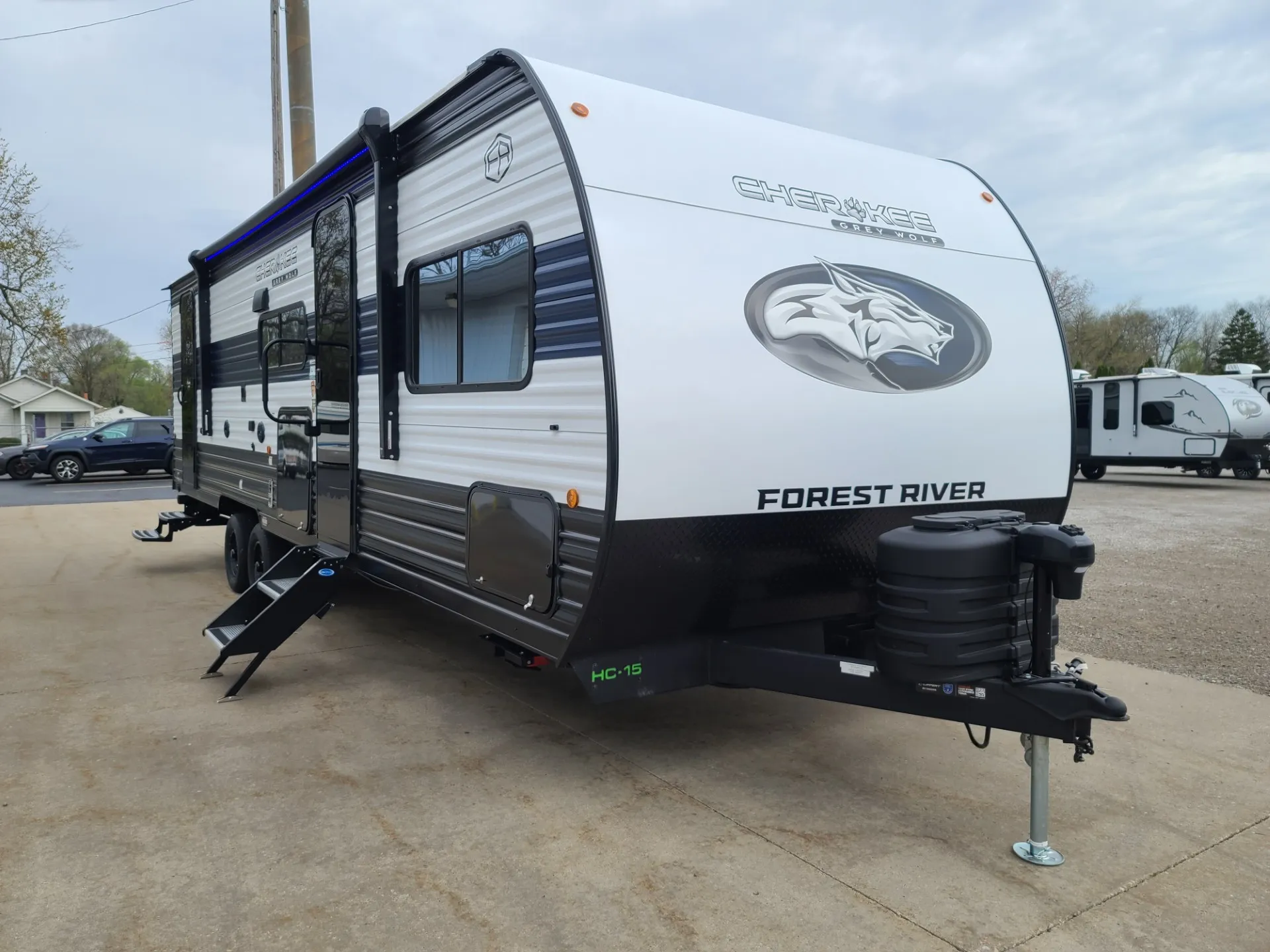 2027 Cherokee Arctic Wolf 37LOFT - Photo 2