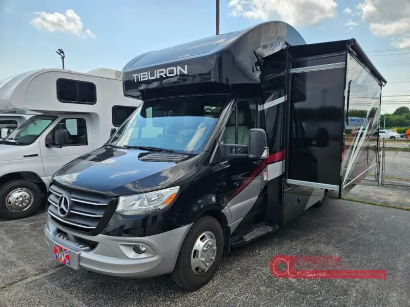 2023 Thor Motor Coach Tiburon 24FB - Photo 3