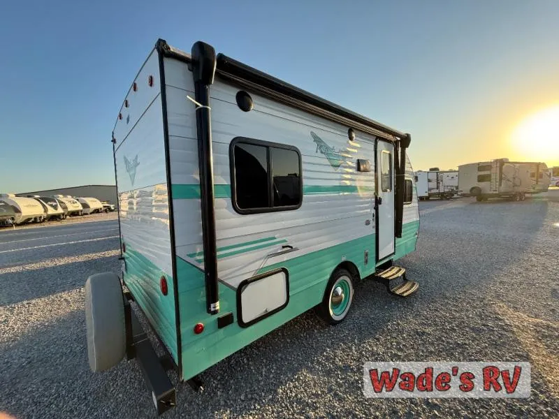 2022 Riverside RV Retro Used    165 - Photo 4