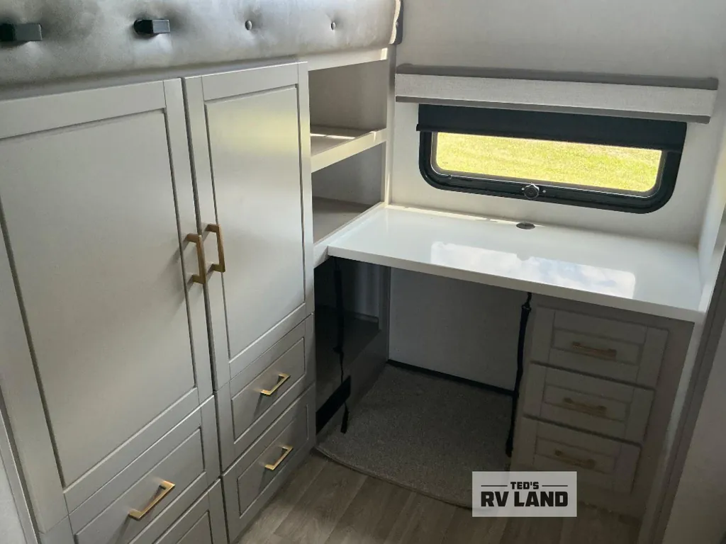 2027 Jayco North Point 391TBBH, Photos photo 31