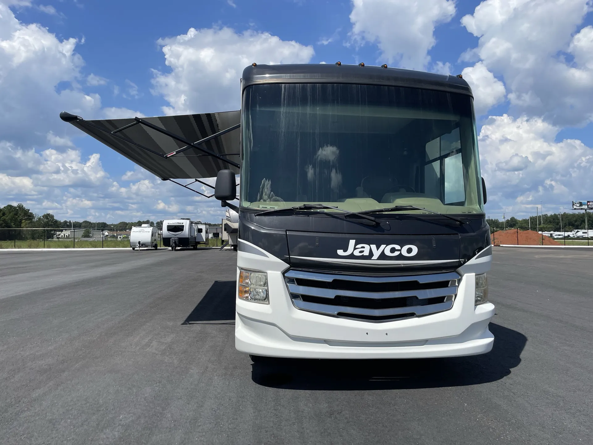 2019 Jayco Alante 29S — front