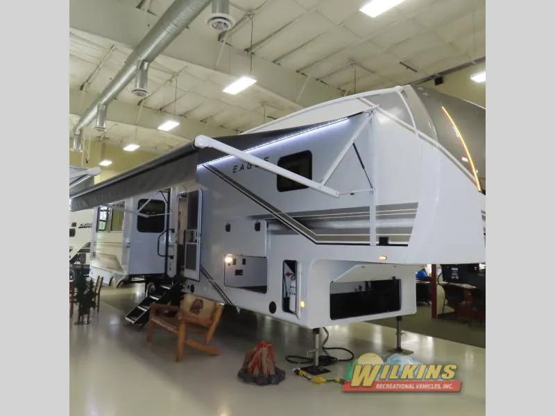 2026 Jayco Eagle 335LSTS - Photo 4