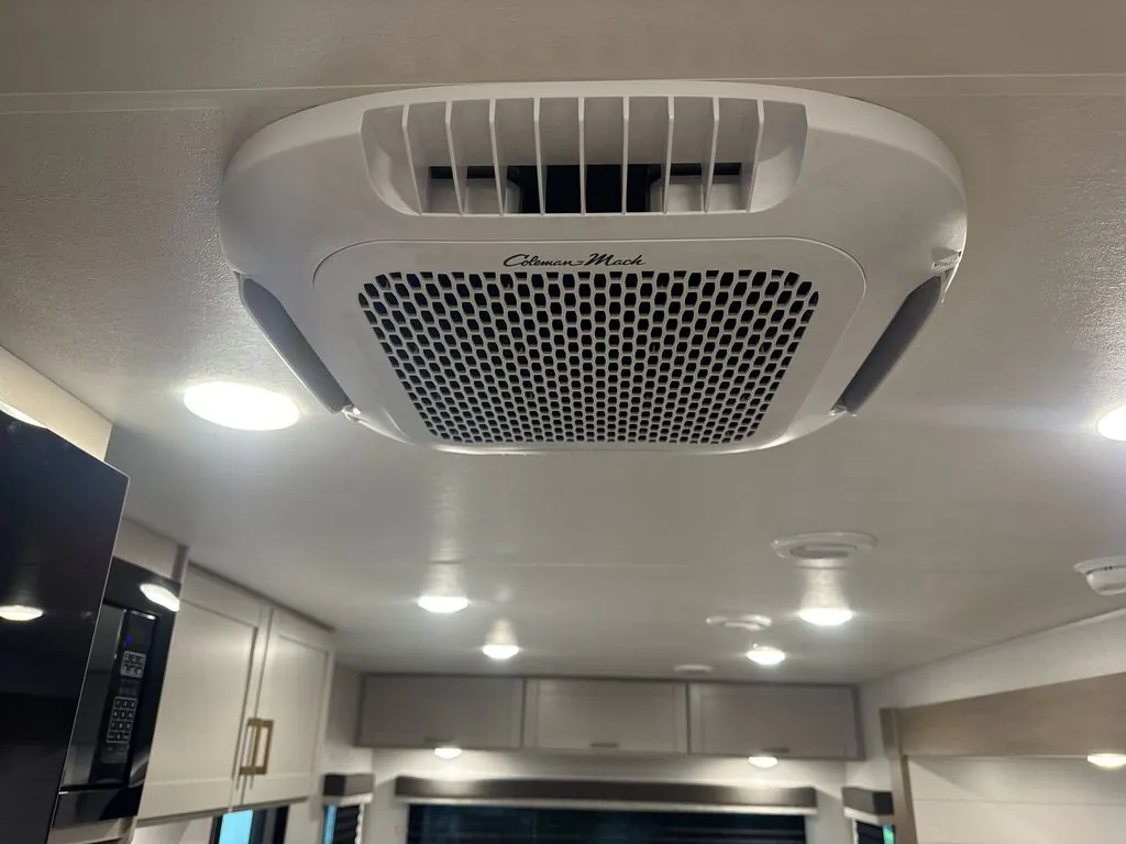 2027 Jayco Jay Flight SLX 262RLSW, Photos photo 8