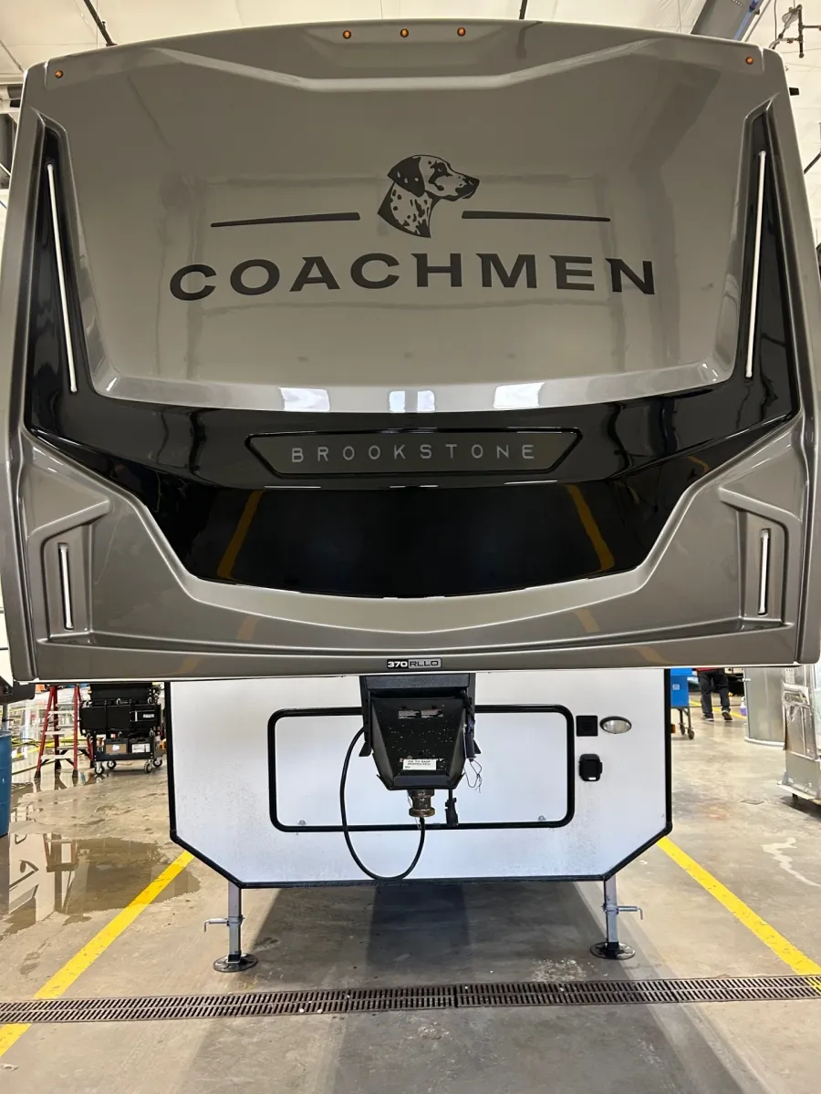 2026 Coachmen Brookstone 370RLLO - Photo 4