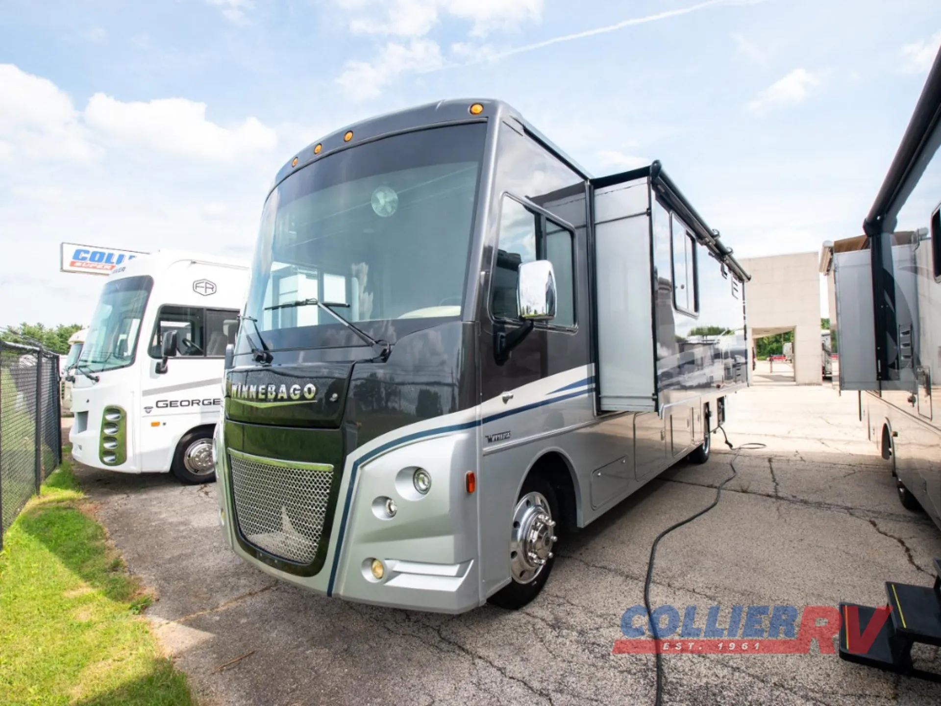2020 Winnebago Adventurer 33C - Photo 2