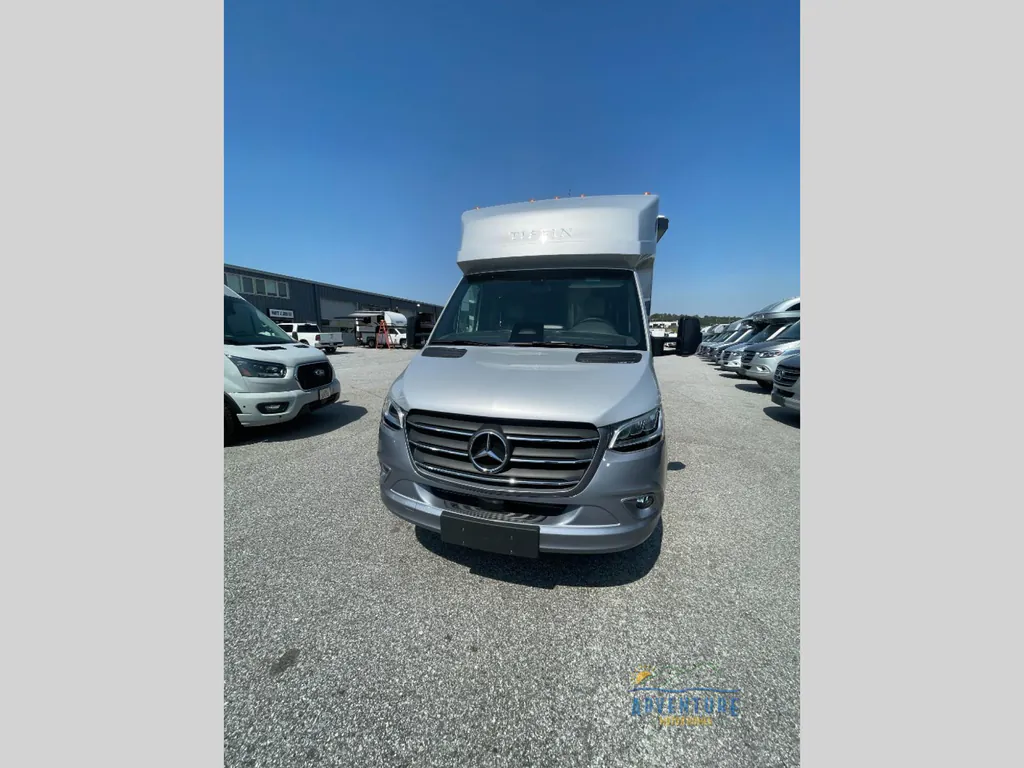 2026 Tiffin Wayfarer 25 XPW, Photos photo 3
