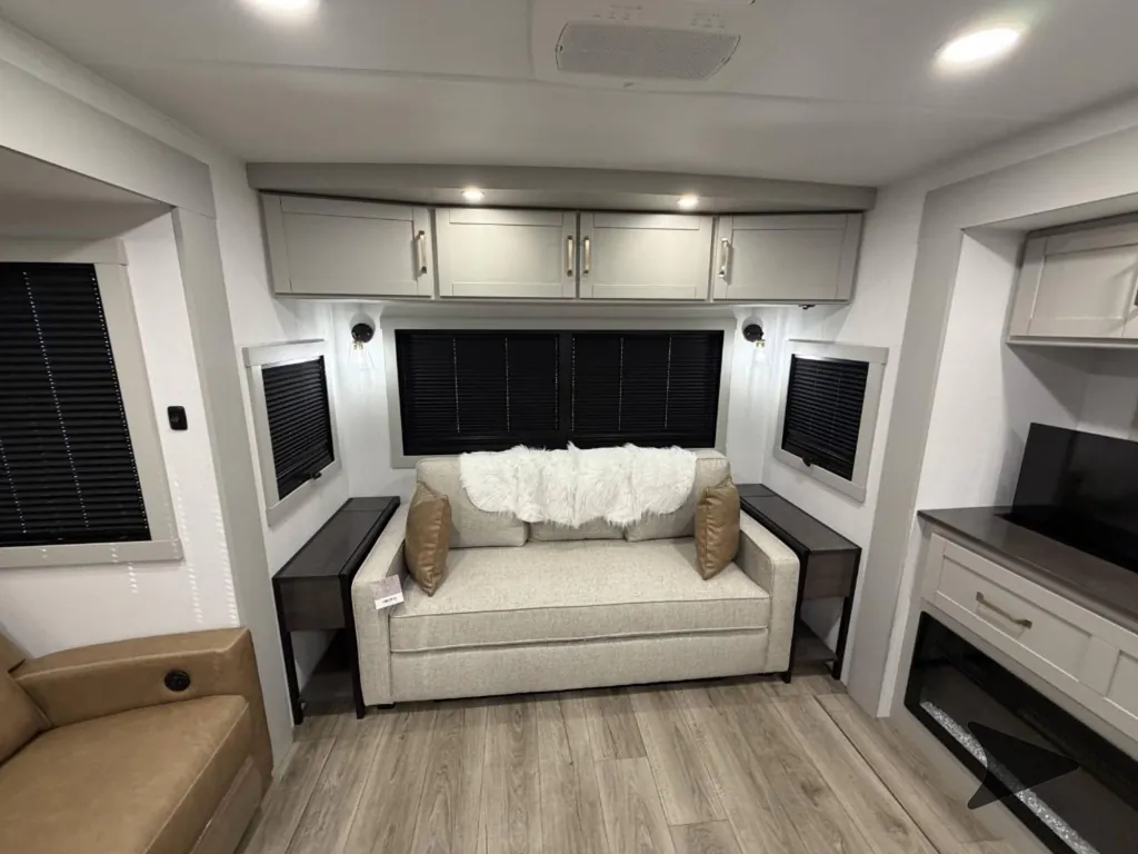 2026 Brinkley Model Z Air 297, Photos photo 6