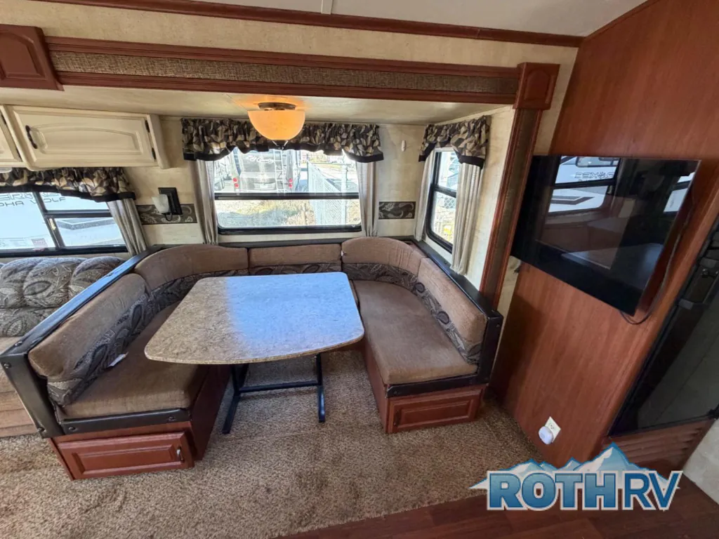 2011 Keystone Outback 298RE, Photos photo 18