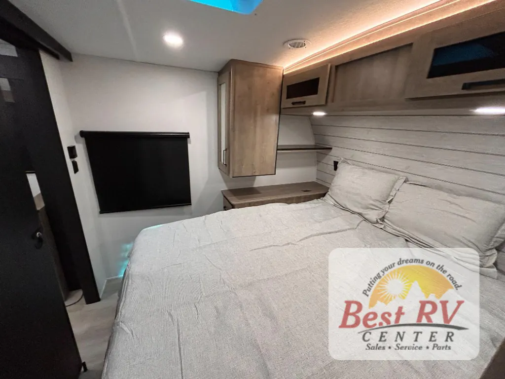 2026 Forest River Solaire 2580RBSS, Photos photo 53