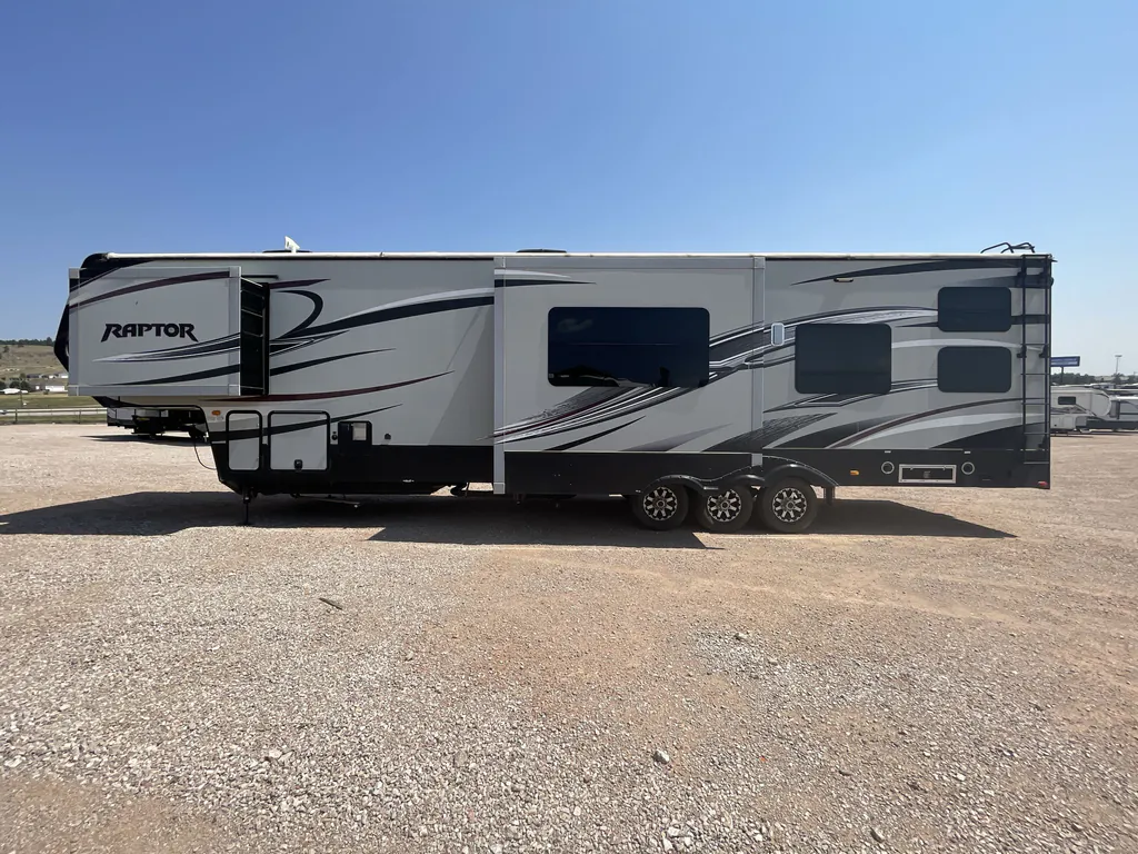 2014 Keystone Raptor 415, Photos photo 7