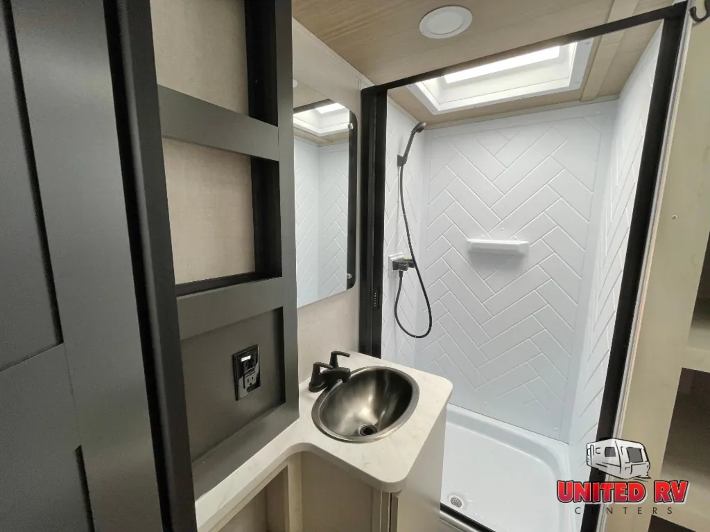 2027 Forest River Vibe 2900KB, Photos photo 24