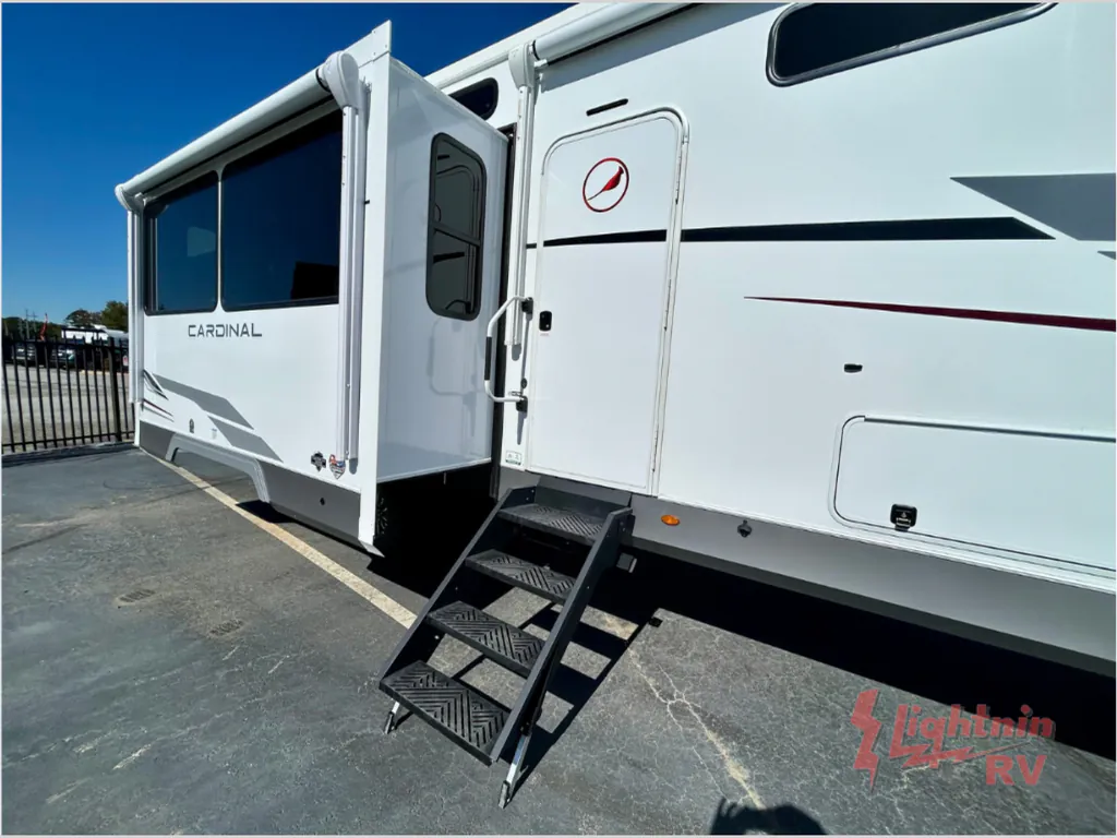 2026 Forest River Cardinal 34CRIB, Photos photo 8