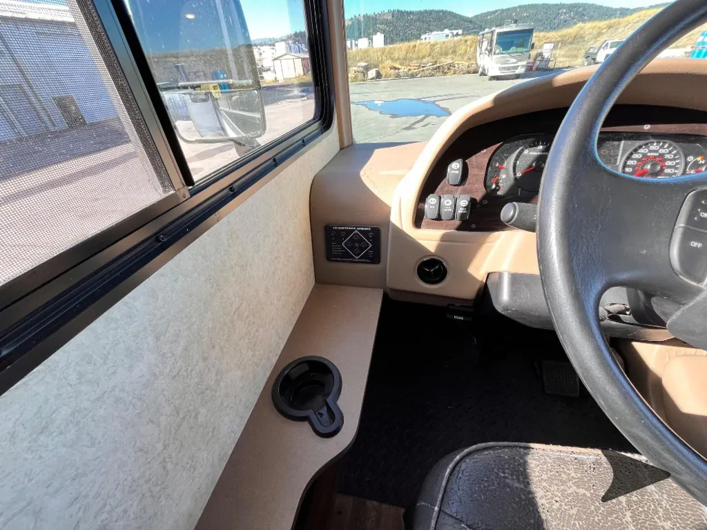 2017 Forest River Georgetown 364TS, Photos photo 11