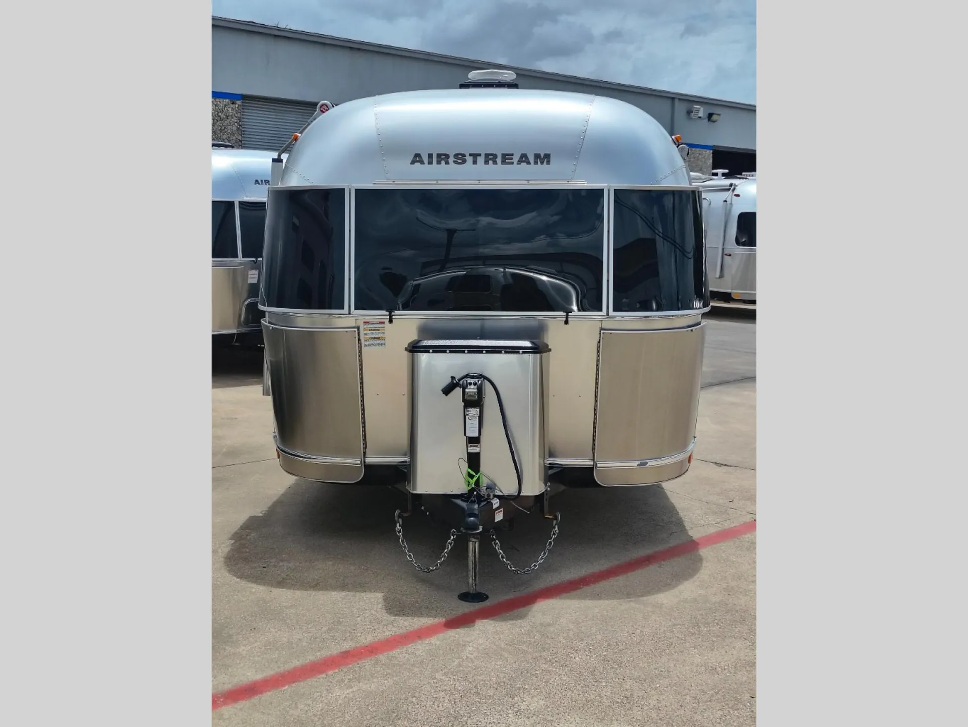 2021 Airstream Globetrotter 30RB - Photo 3