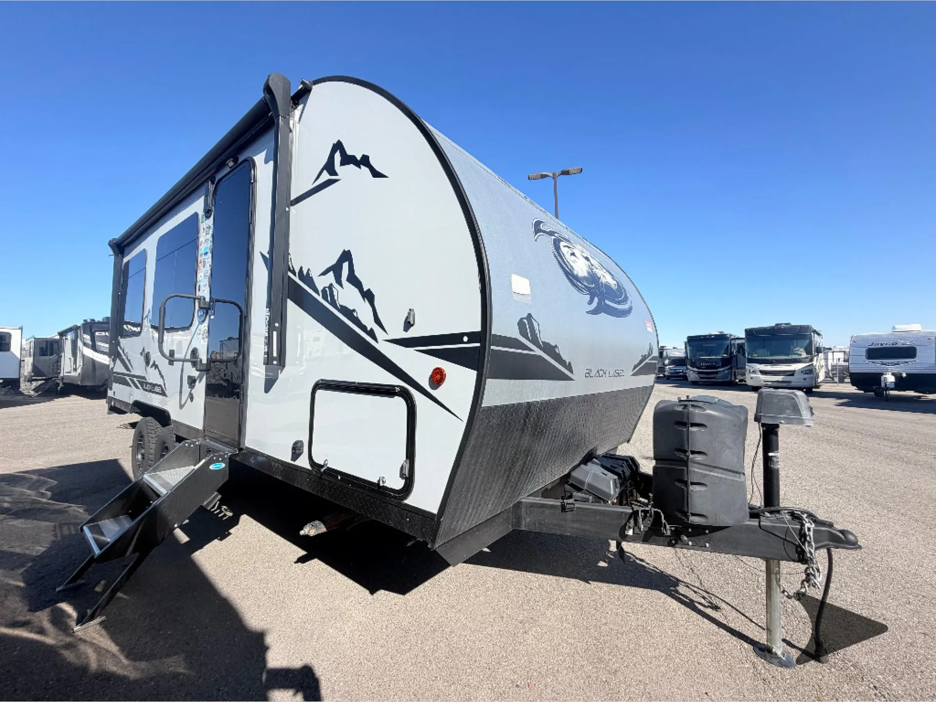 2023 Forest River Cherokee Grey Wolf Black Label 18RRBL - Photo 2